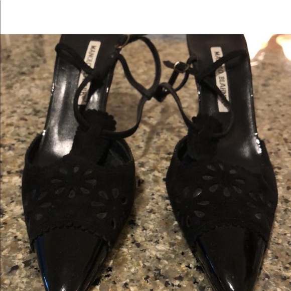 Manila Blahnik Black T-strap shoes - Picture 2 of 8